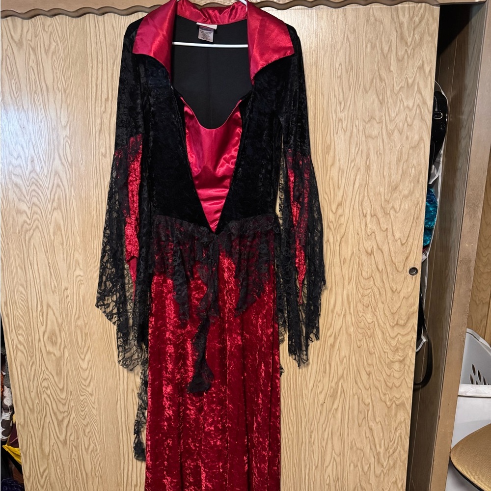 XL Red and Black Lace Gothic Vampire Dress